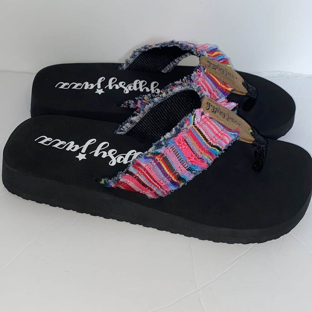 Gypsy Jazz Flip Flops Size 6 NWOB